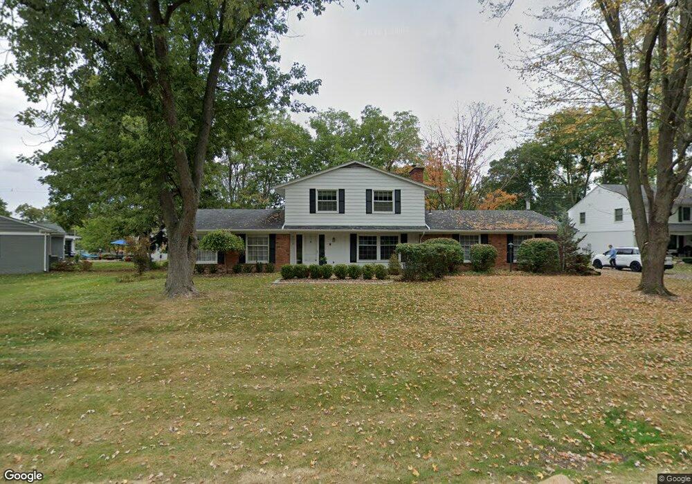 5319 Echo Rd, Bloomfield Hills, MI 48302 - photo 1