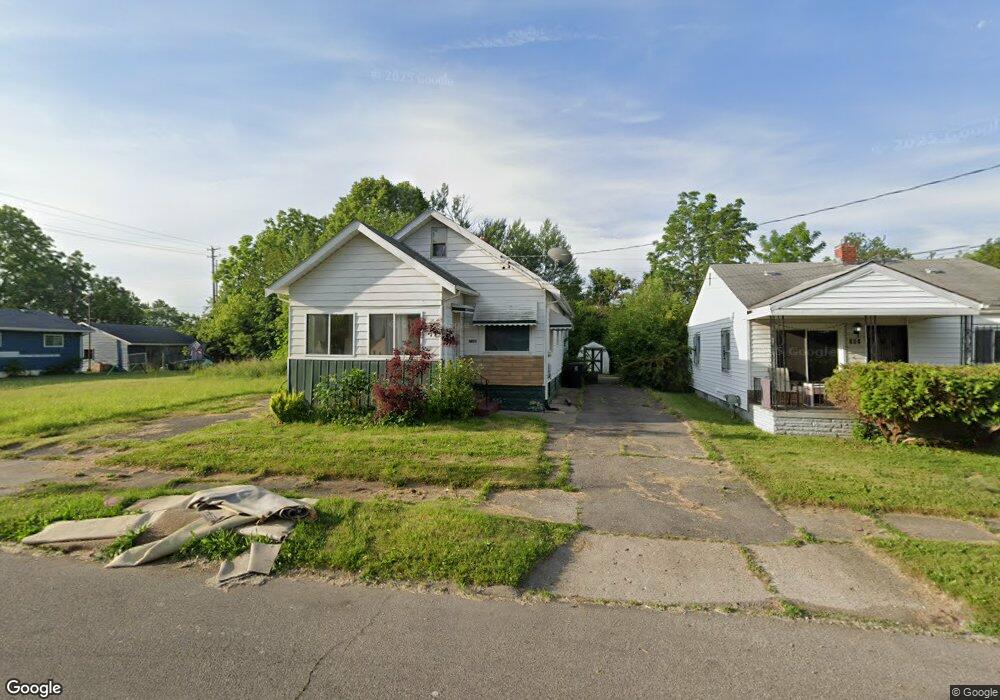 766 E Bundy Ave, Flint, MI 48505 - photo 1