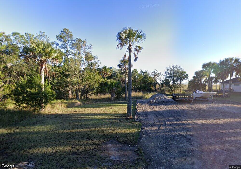 2533 Seabreeze Dr SE, Darien, GA 31305 - photo 1