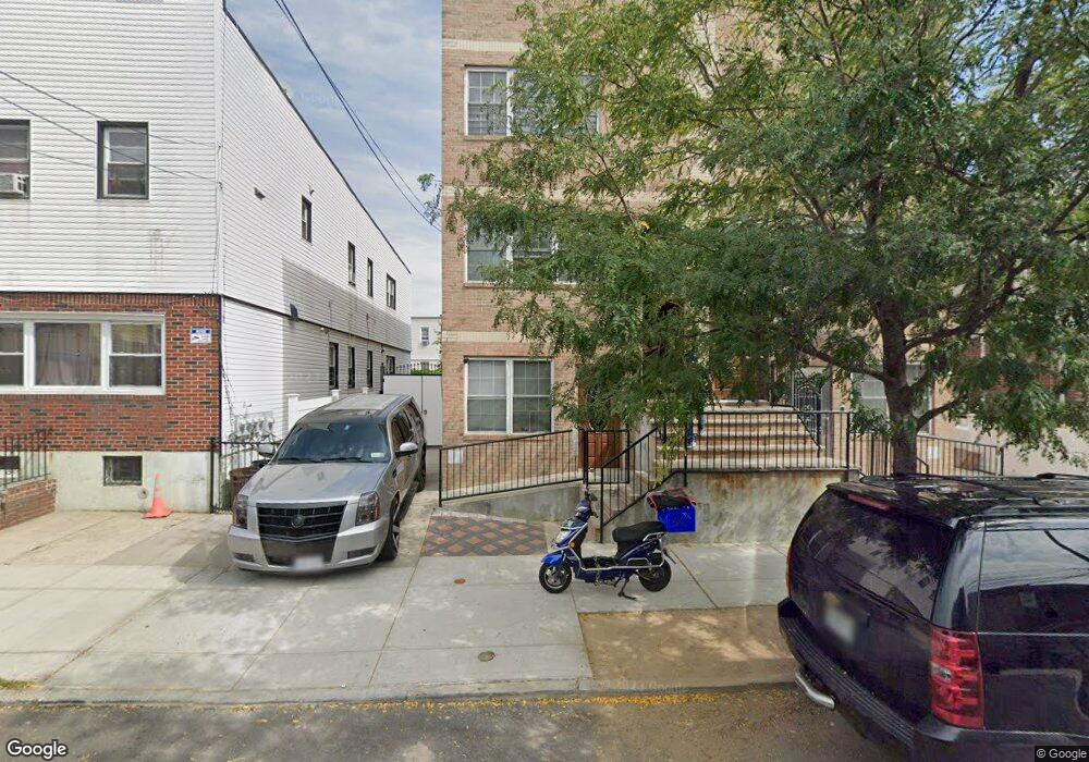 9517 90th St, Jamaica, NY 11416 - photo 1