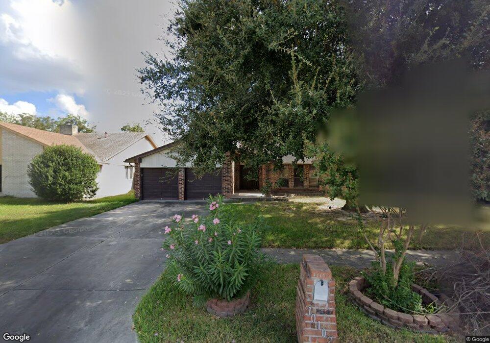 10102 Prairie Mist St, Houston, TX 77088 - photo 1