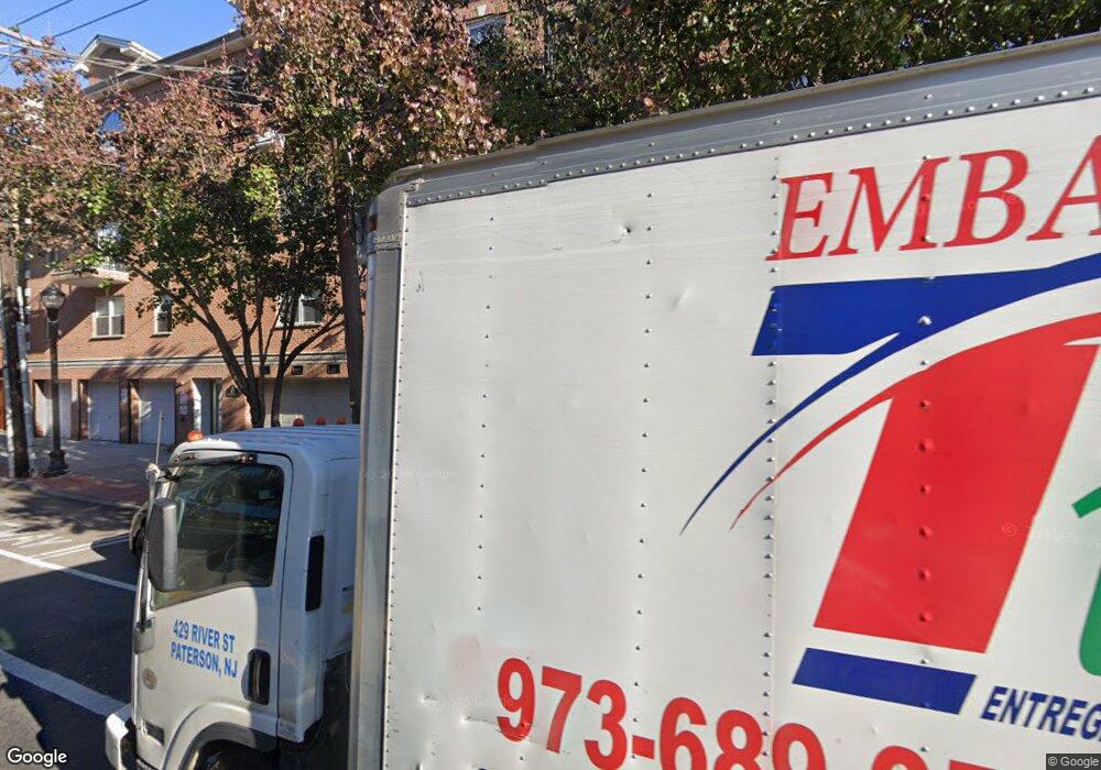 812 New York Ave unit 4, Union City, NJ 07087 - photo 1