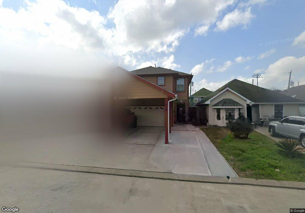 514 Firnat St, Houston, TX 77022 - photo 1