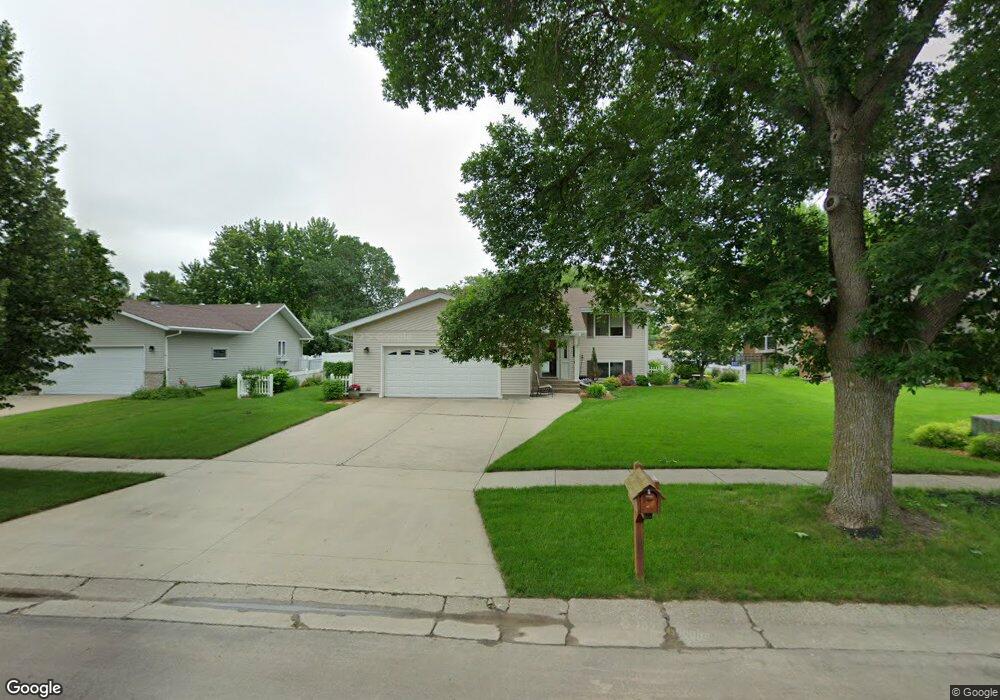 3525 1st St N, Fargo, ND 58102 - photo 1
