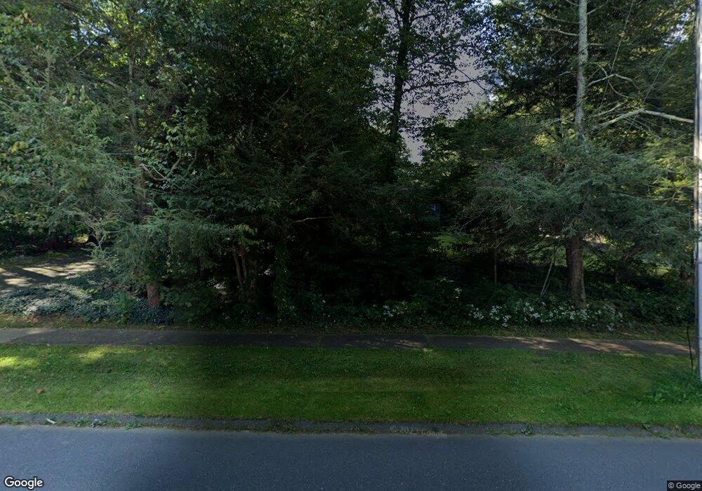 825 Cornwall Ave, Cheshire, CT 06410 - photo 1