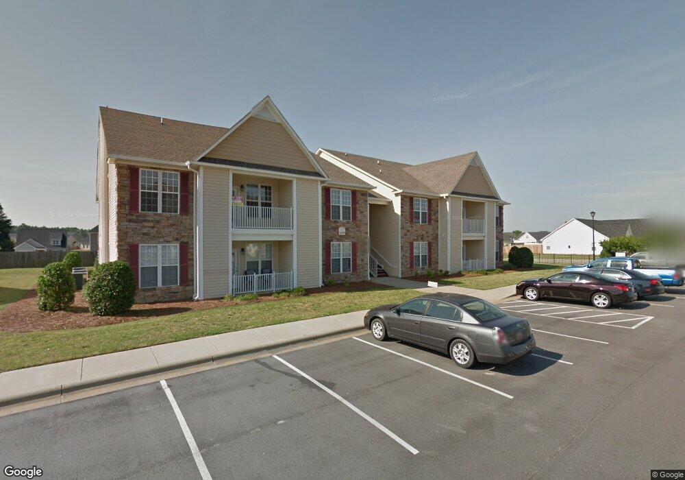 1329 Kershaw Loop unit 138, Fayetteville, NC 28314 - photo 1