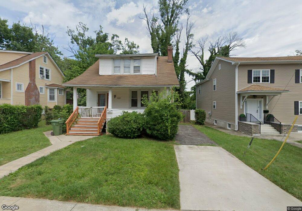 5725 Clover Rd, Baltimore, MD 21215 - photo 1