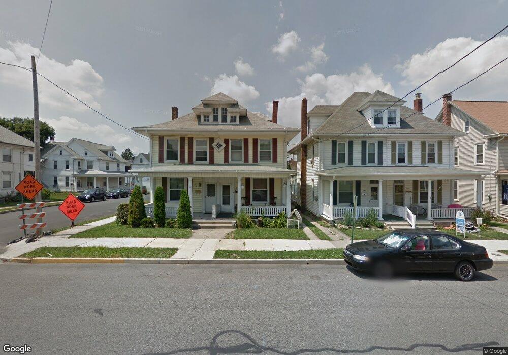 303 E Cherry St, Palmyra, PA 17078 - photo 1