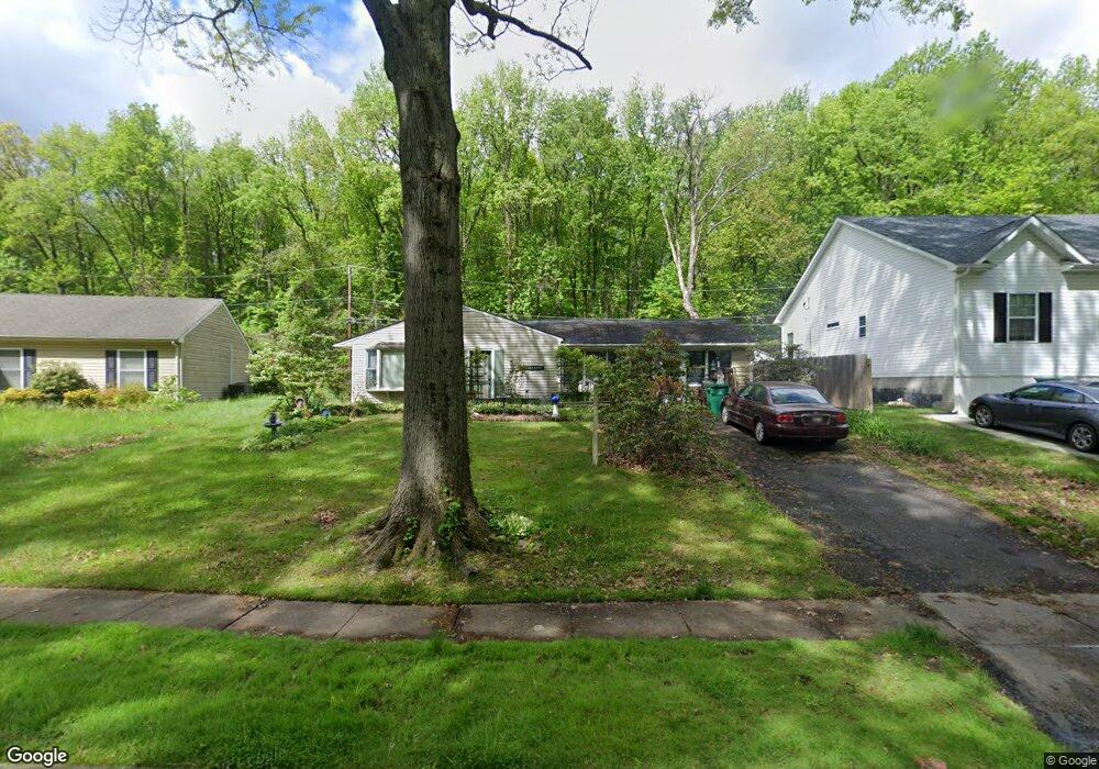 19 Overbrook Ln, Levittown, PA 19055 - photo 1