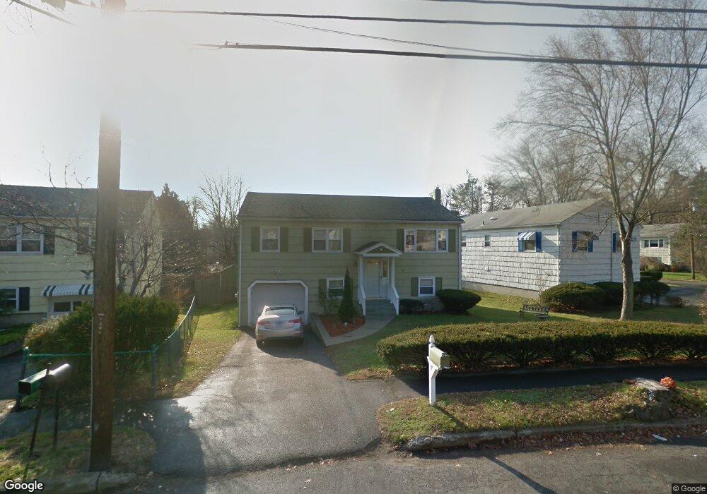 5 Donna Dr, Norwalk, CT 06854 - photo 1