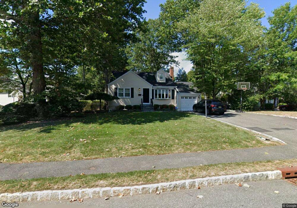 23 Springbrook Rd, Livingston, NJ 07039 - photo 1