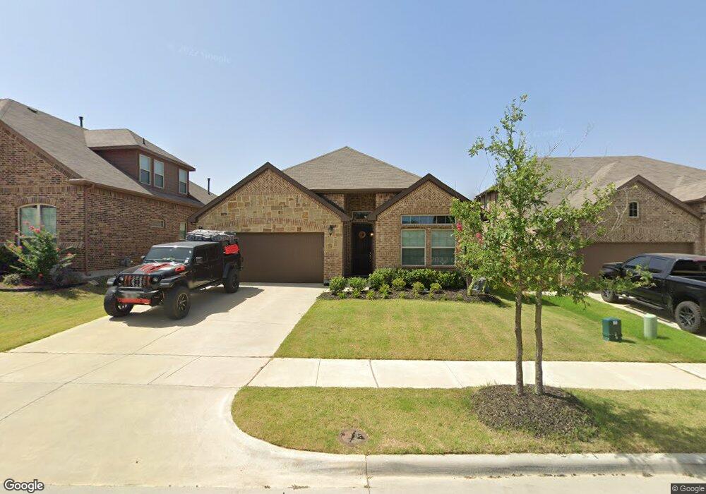 1913 Moonsail Ln, Denton, TX 76210 - photo 1