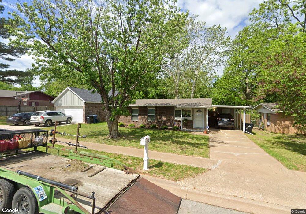 913 Leeper Dr, Denison, TX 75020 - photo 1