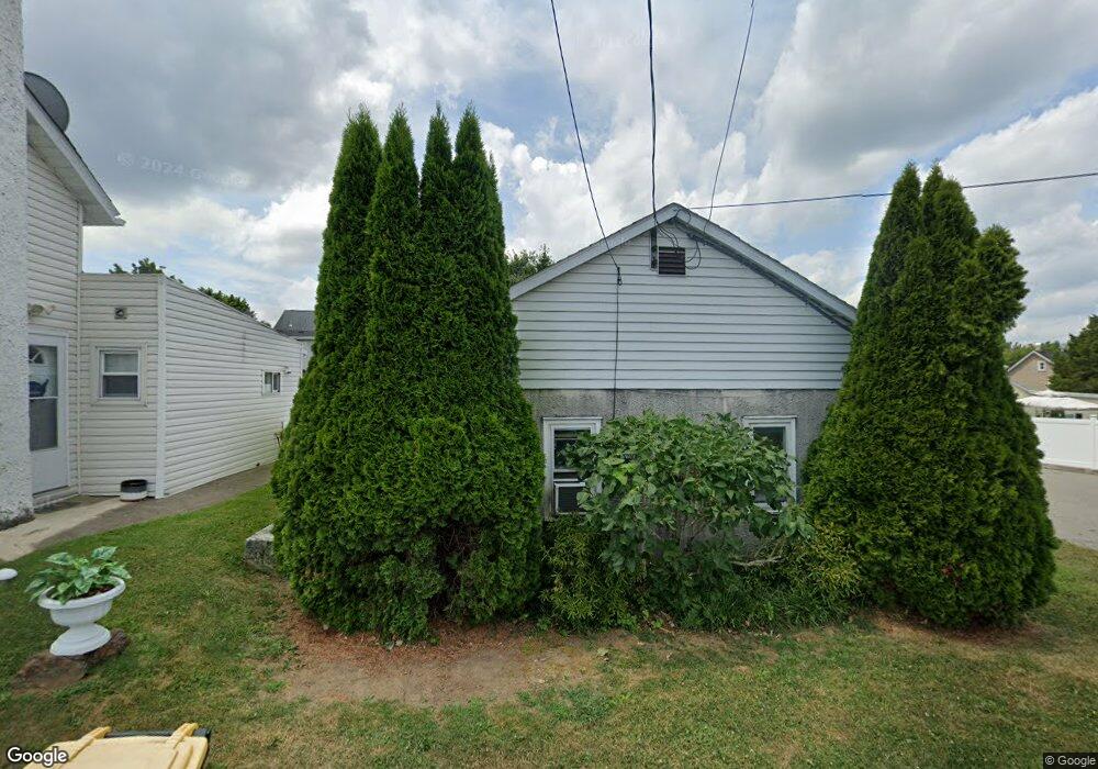 2236 Center St, Whitehall, PA 18052 - photo 1