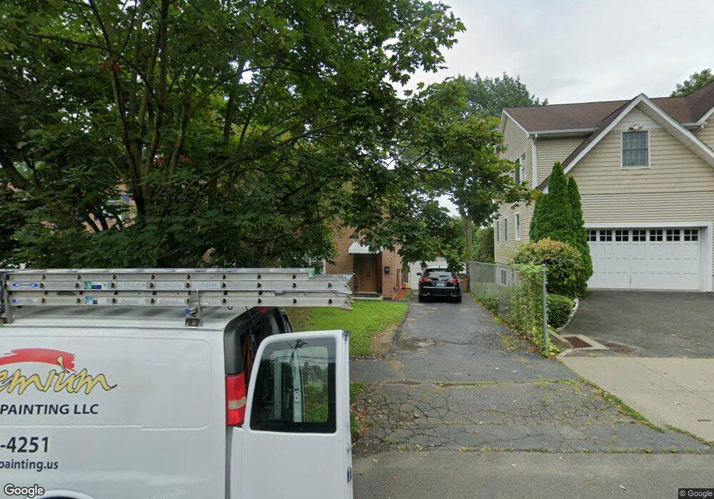 753 Hope St, Stamford, CT 06907 - photo 1