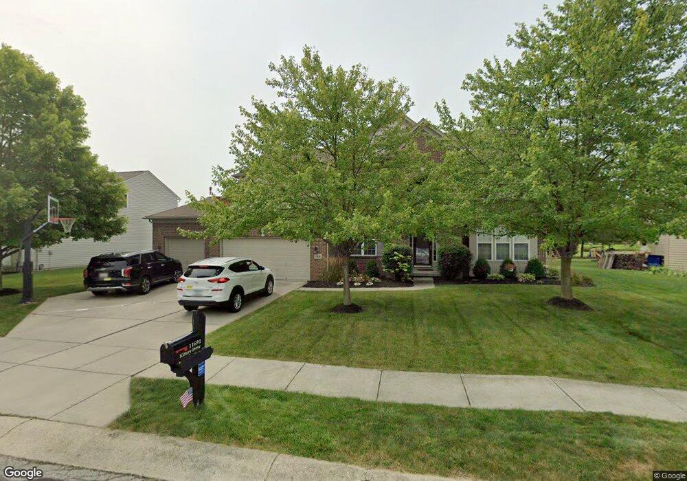 11691 Kittery Dr, Fishers, IN 46037 - photo 1