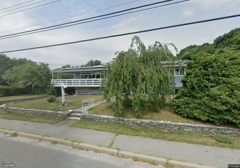 96 Hamilton Ave, Jamestown, RI 02835 - photo 1