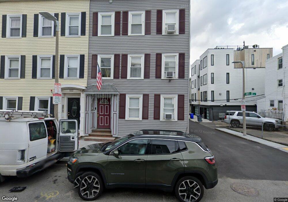 524-3 E 3rd St unit 524, Boston, MA 02127 - photo 1