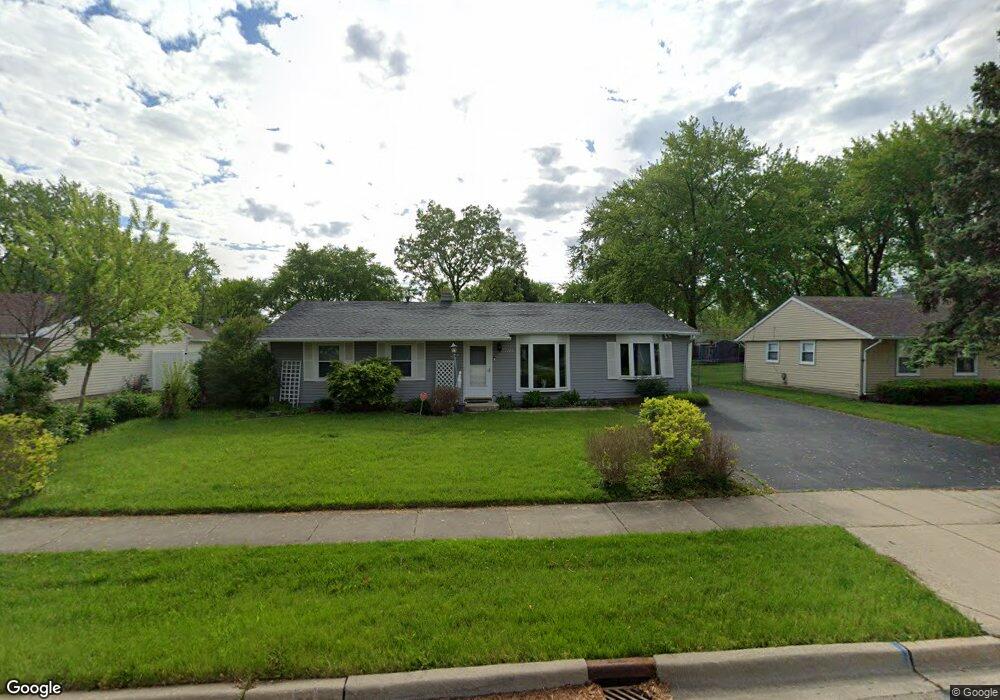 1281 N Elmwood Dr, Aurora, IL 60506 - photo 1