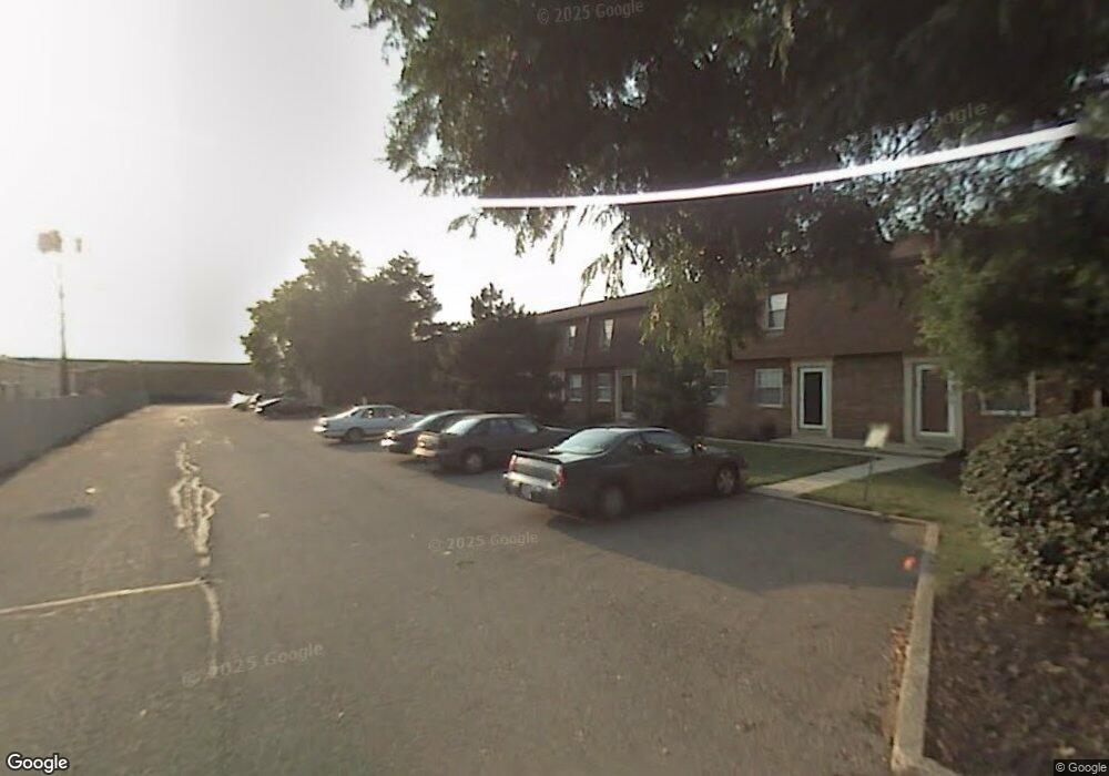 5738 Beechcroft Rd unit 5738F, Columbus, OH 43229 - photo 1