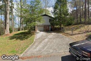 135 Golden Hills Dr, Woodstock, GA 30189