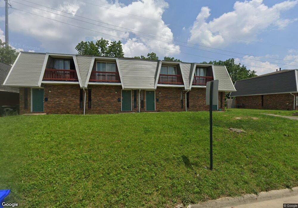 554 Barnett Rd unit A-D, Columbus, OH 43213 - photo 1