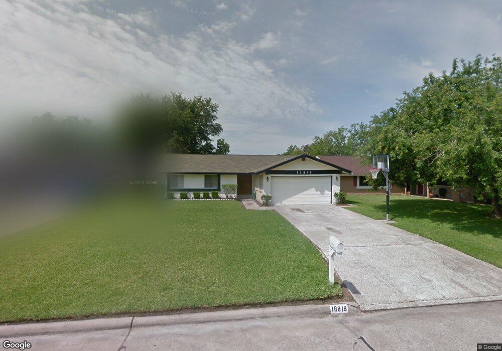 16818 Star Dale Ln, Friendswood, TX 77546 - photo 1