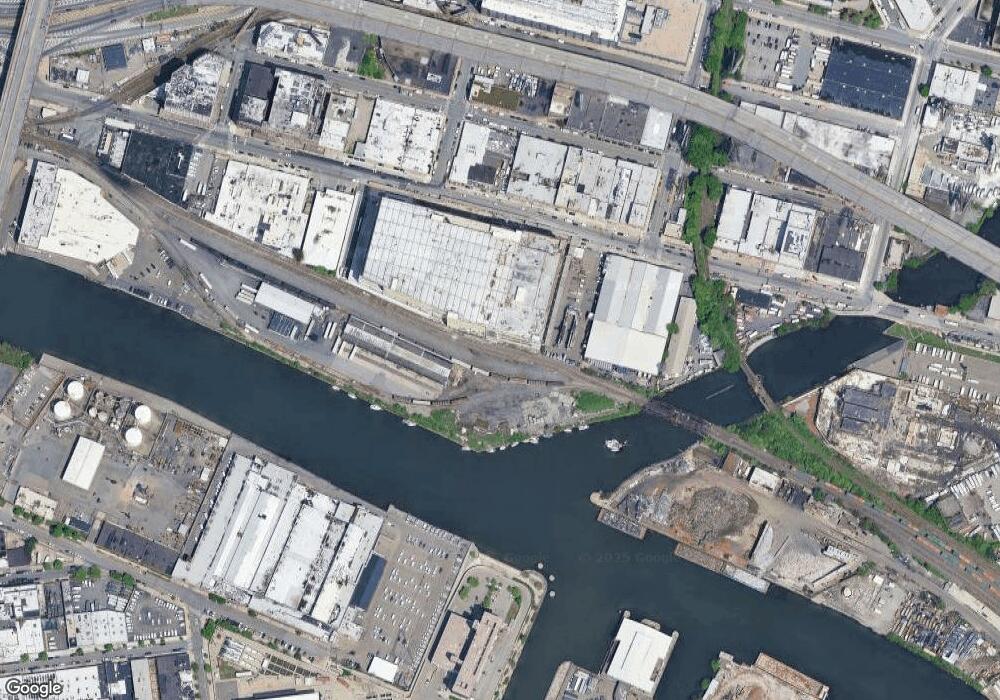 7168 Queens Midtown Expy, Maspeth, NY 11378 - photo 1