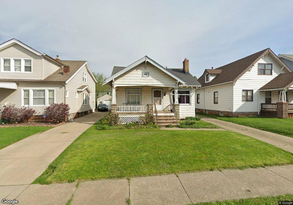 9435 Dorothy Ave, Cleveland, OH 44125 - photo 1