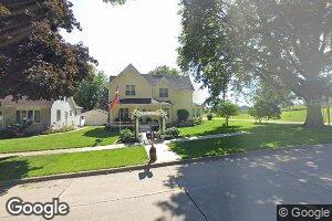 142 S Main St, Preston, IA 52069
