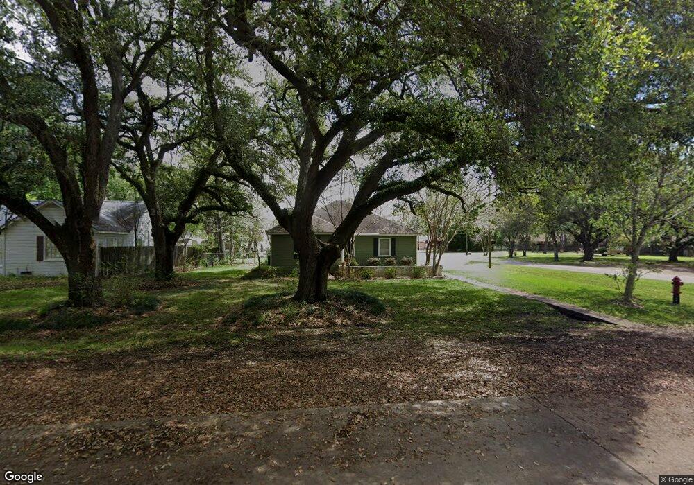 2929 Avenue I, Bay City, TX 77414 - photo 1