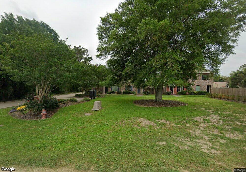 5017 S Prien Lake Rd unit 4, Lake Charles, LA 70605 - photo 1