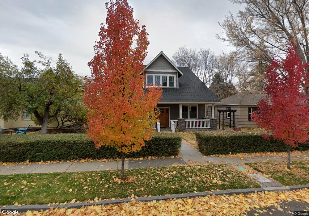 247 SW 8th St, Redmond, OR 97756 - photo 1