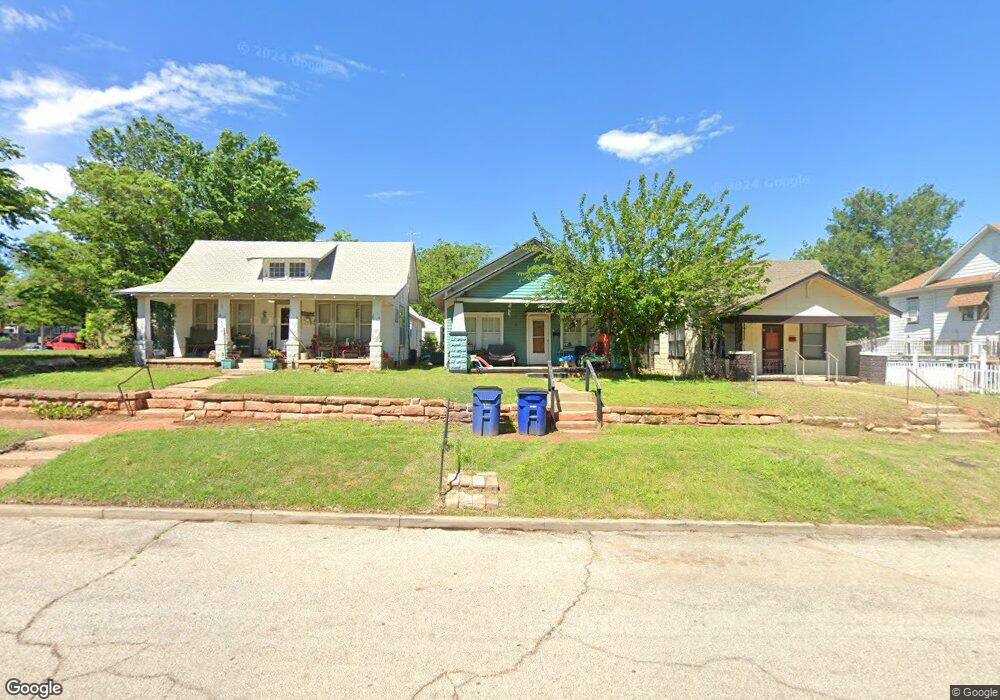 409 N Division St, Guthrie, OK 73044 - photo 1