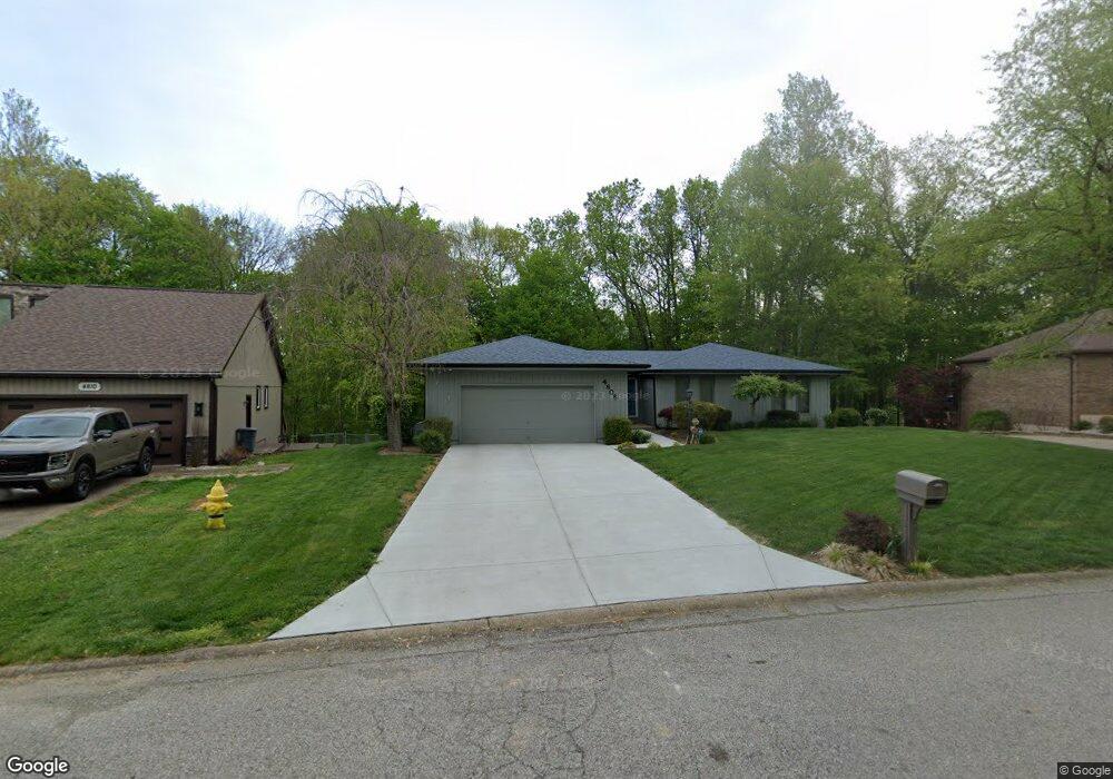 4808 Elaine Dr, Floyds Knobs, IN 47119 - photo 1