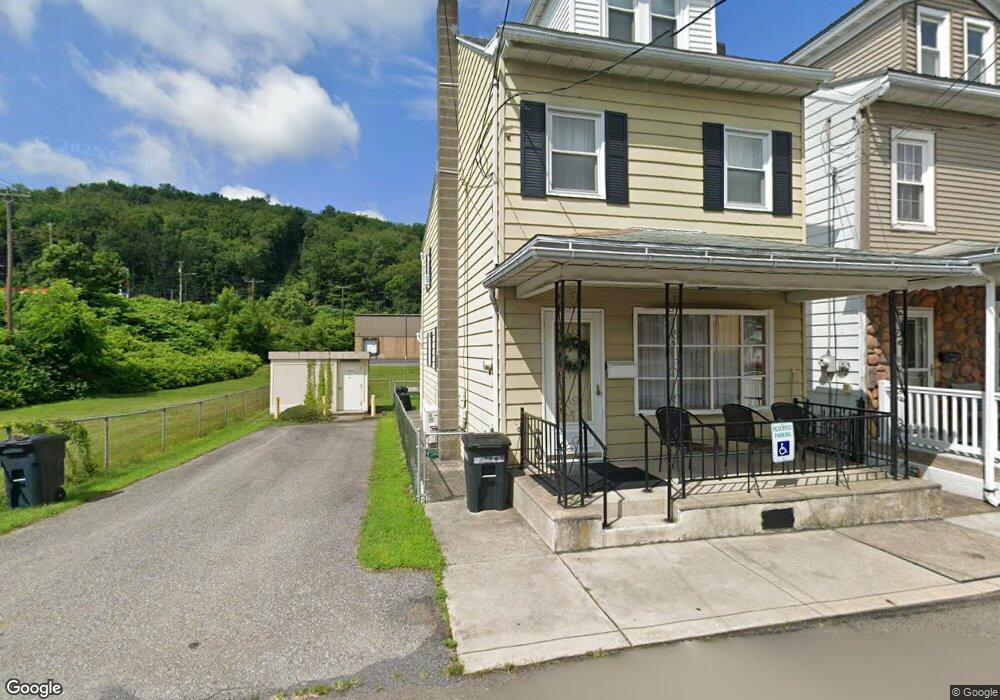 314 S 3rd St, Saint Clair, PA 17970 - photo 1