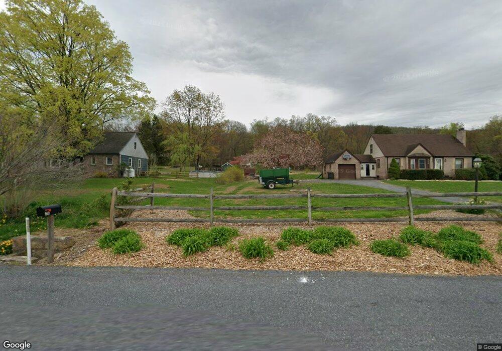 961 Manatawny Rd, Boyertown, PA 19512 - photo 1