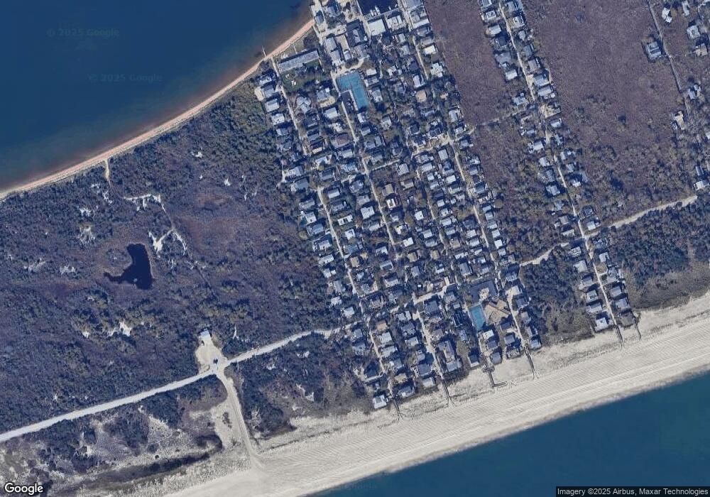 55 W Lighthouse Wlk Walk, Bay Shore, NY 11706 - photo 1