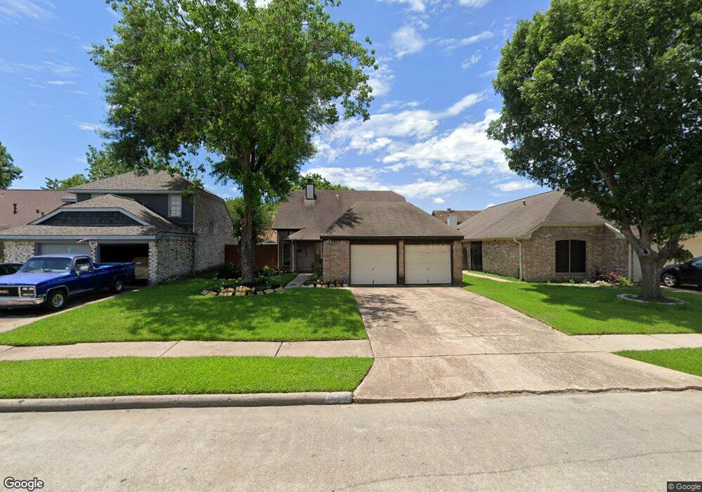 8523 Scenic Green Dr, Houston, TX 77088 - photo 1
