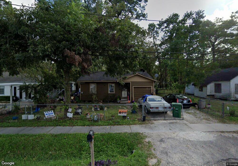 7206 W Knoll St, Houston, TX 77028 - photo 1