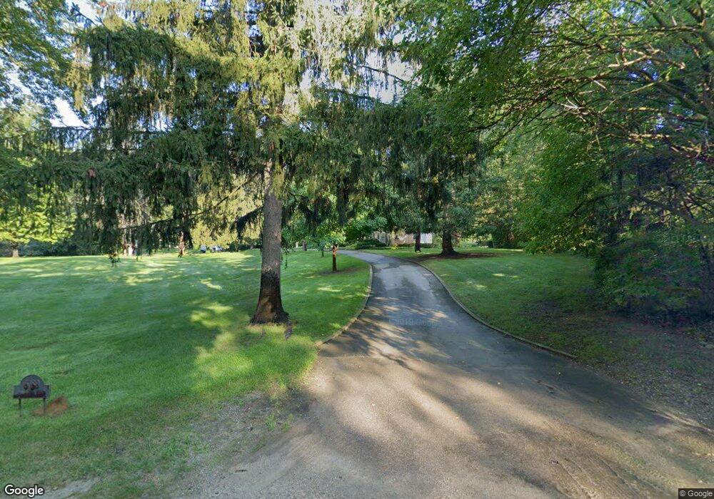 5180 Ponvalley Rd, Bloomfield Hills, MI 48302 - photo 1