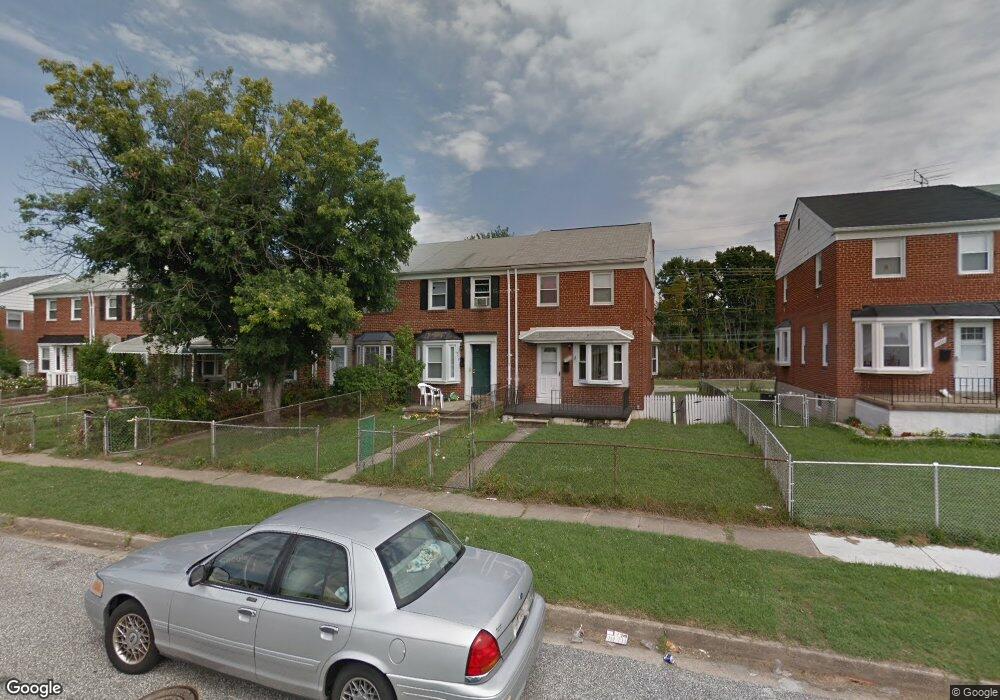 958 Middlesex Rd, Essex, MD 21221 - photo 1