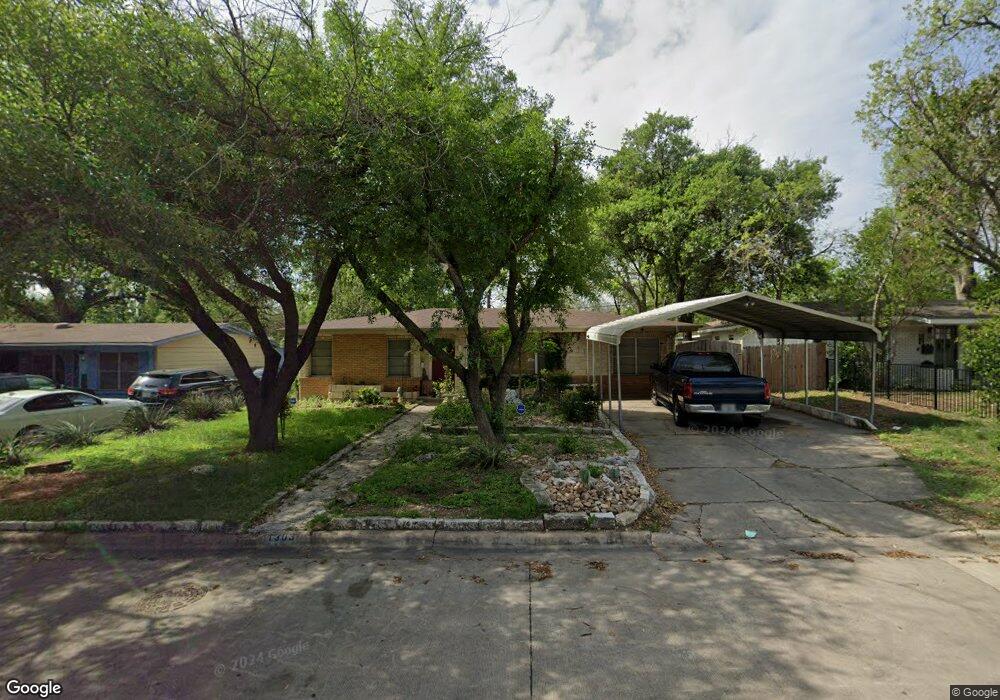 1303 Hillcrest Dr, Austin, TX 78723 - photo 1