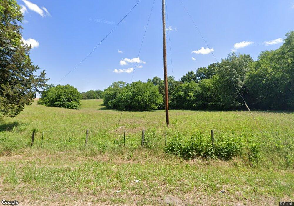 1716 Powell Ln, Lewisburg, TN 37091 - photo 1
