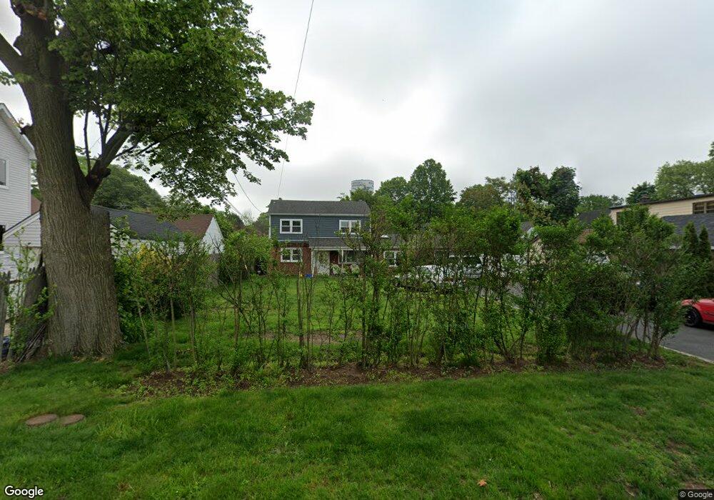 355 Hempstead Gardens Dr, West Hempstead, NY 11552 - photo 1