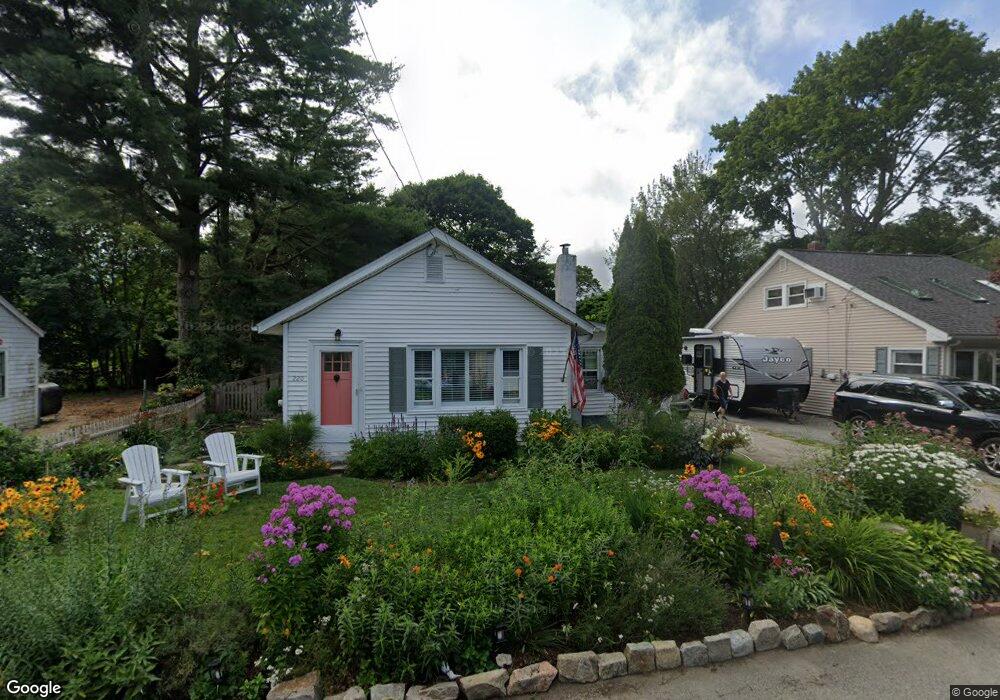 220 Namquid Dr, Warwick, RI 02888 - photo 1