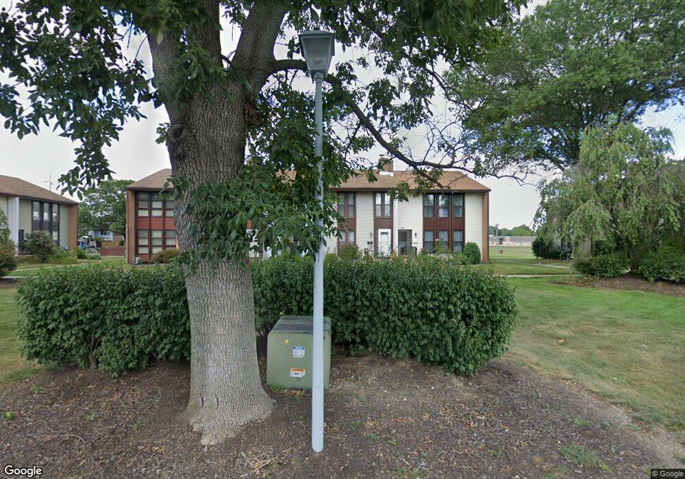 183 Canterbury Ct, East Windsor, NJ 08520 - photo 1