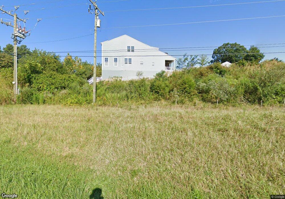 3674 Moffat St, Charlottesville, VA 22902 - photo 1