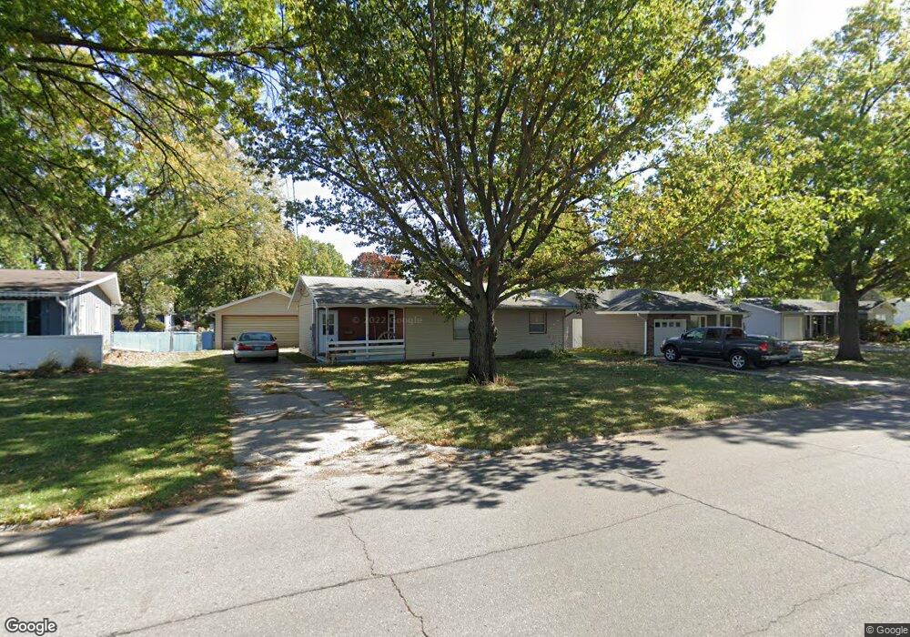 308 E 19th St N, Newton, IA 50208 - photo 1