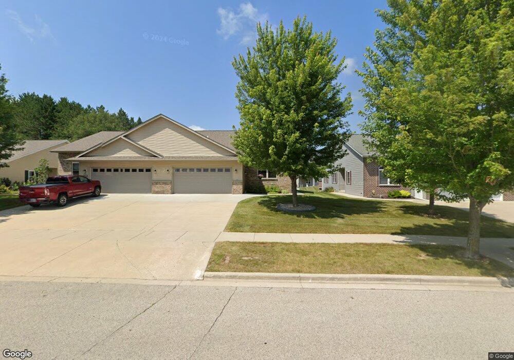 751 Prospect Dr, Kewaskum, WI 53040 - photo 1